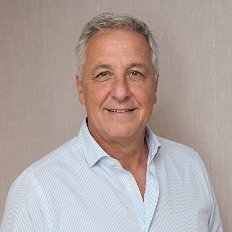 Dr. Carlos María CASALIS - Contador Público